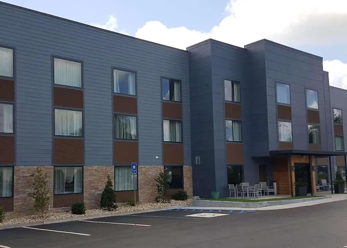 Boutique hotel only: Country Inn & Suites By Radisson, Savannah Midtown, Ga