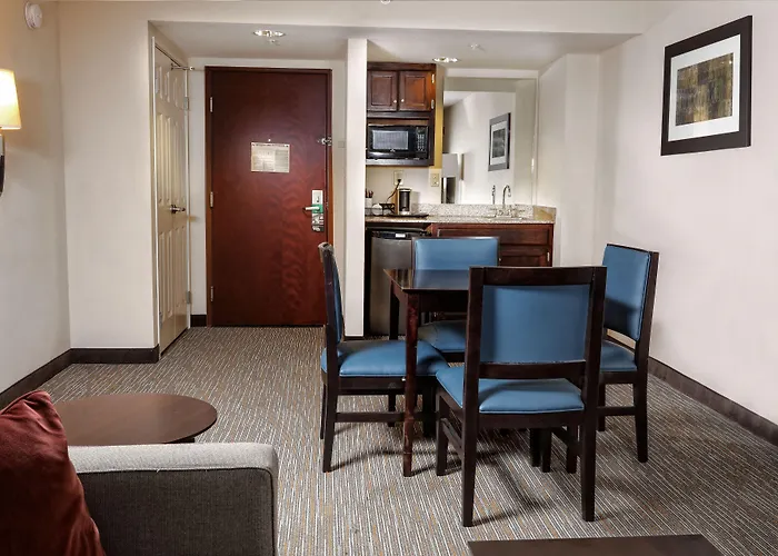 3 star hotel: Wingate By Wyndham Savannah Pooler